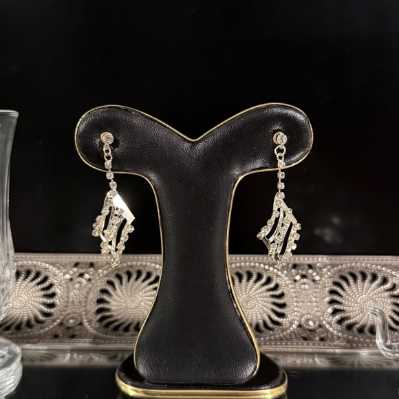 Silver Rhinestone Earrings - Picture 1 of 2